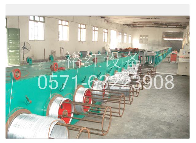 多線鍍鋅鐵絲設(shè)備